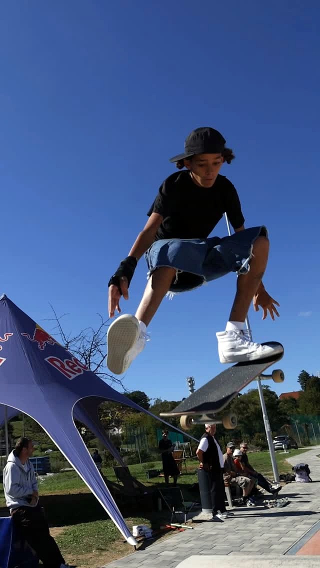 João Henrique em ação no skate