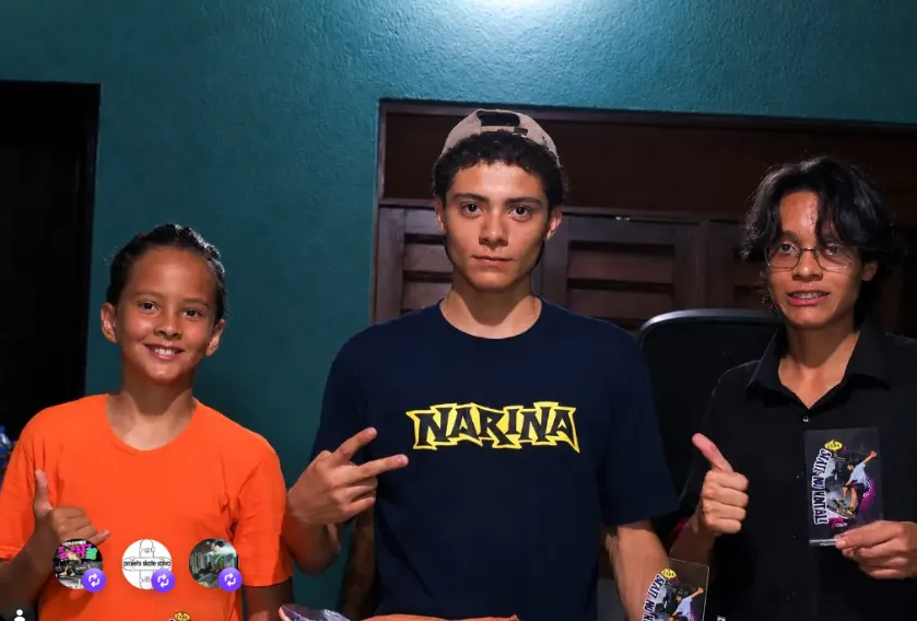 Três participantes com premiações
